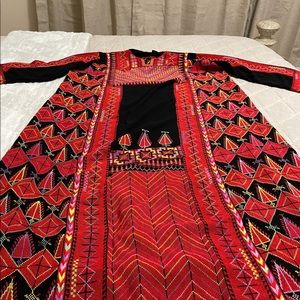 Handmade thobe from Gaza Brand new never worn